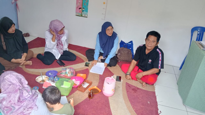 Jumat, 08 Desember 2023, Kasie Kesra dan staf menghadiri dan mengawasi jalannya kegiatan Rembuk warga di RT. 017, 026, 033, 034,035 untuk penentuan kegiatan Probebaya di tahun 2024