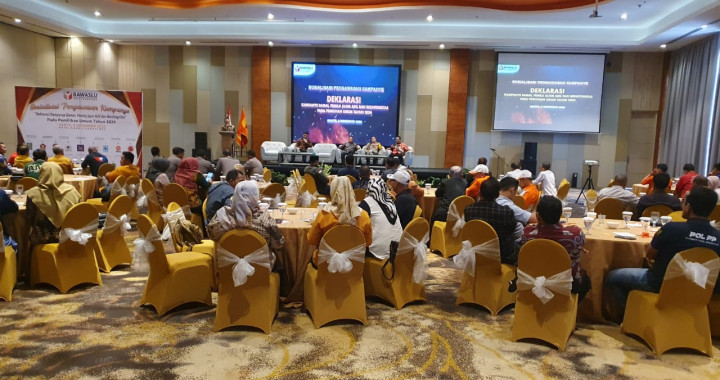 Sabtu, 09 Desember 2023, Kasie Pemerintahan  mewakili Lurah menghadiri kegiatan Sosialisasi pengawasan Kampanye Pemilu 2024 di Hotel Harris Samarinda.