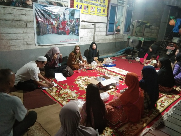 Sabtu, 09 Desember 2023, Kasie Kesra dan staf menghadiri dan mengawasi jalannya kegiatan Rembuk warga di RT. 018, 024, 025, untuk penentuan kegiatan Probebaya di tahun 2024