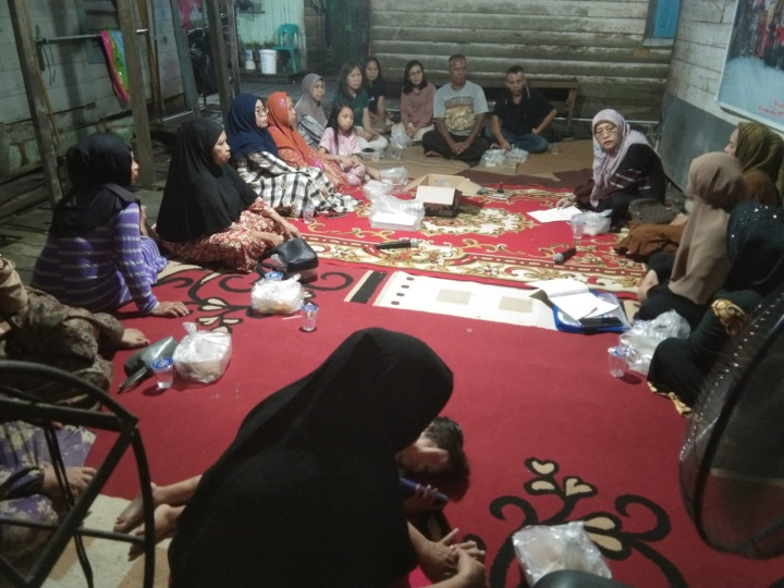 Sabtu, 09 Desember 2023, Kasie Kesra dan staf menghadiri dan mengawasi jalannya kegiatan Rembuk warga di RT. 018, 024, 025, untuk penentuan kegiatan Probebaya di tahun 2024