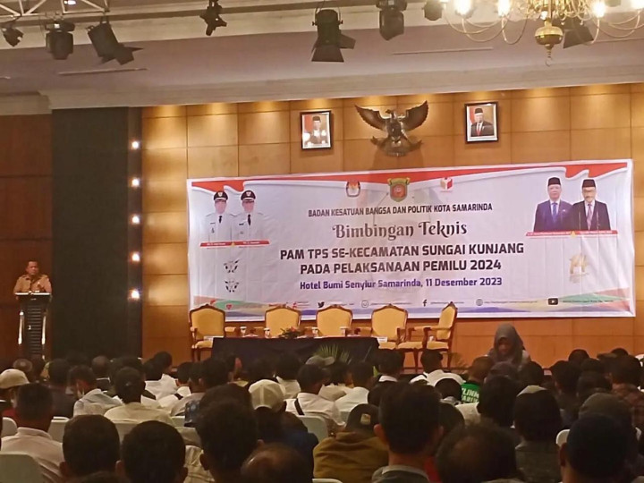 11 Desember 2023, Bimbingan teknis PAM TPS se kecamatan sungai kunjang pada pelaksanaan pemilu 2024 yang diadakan badan kesbangpol kota samarinda & dihadiri kasi pemerintahan kel. Karang anyar