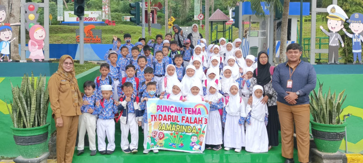 Selasa, 09 Januari 2023, Kasie Pemerintahan dan Umum beserta staf menerima kunjungan dari TK Darul falah ke Taman Lalu Lintas Letj. MT. Haryono