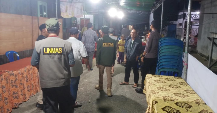 Selasa, 13 Februari 2024, Peninjauan kesiapan Tempat pemungutan suara (TPS) di wilayah kelurahan karang anyar oleh Lurah dan Seklur kel. Karang anyar bersama jajaran polresta samarinda