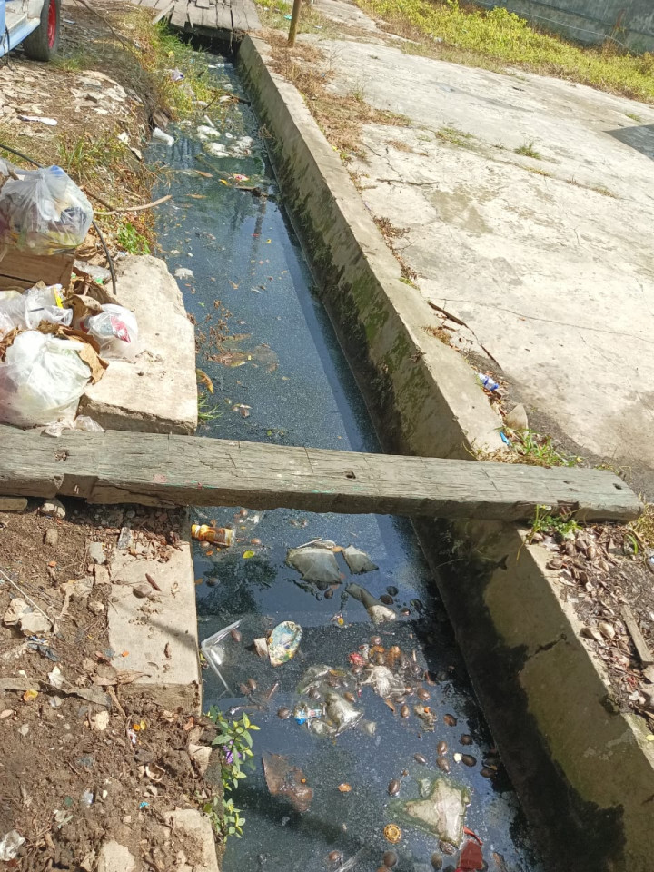 Jumat, 08 Maret 2024, Kasie Ekobang bersama Staf Ekobang pada jam 09.00 melakukan peninjauan terhadap usulan Semenisasi jalan hasil dari Aspirasi Anggota DPR RI, di Jalan Poros Kelapa Gading
