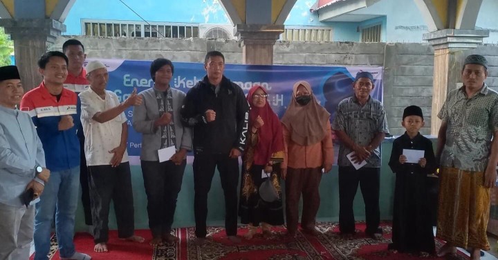 Minggu, 24 Maret 2024, Lurah menghadiri kegiatan penyaluran bantuan kepada anak yatim piatu oleh Pertamina Patra Niaga Fuel di wilayah Kelurahan Karang Anyar., khususnya di Jalan Cendana. Kegiatan berlangsung pada jam 16.00 Wita s/d selesai.