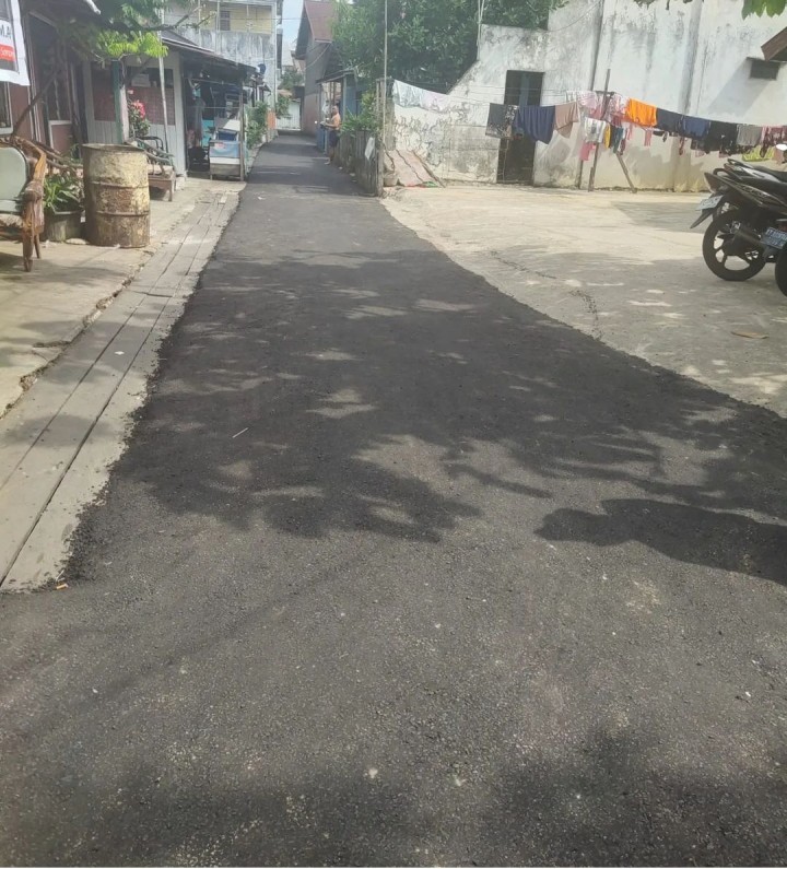 Senin, 22 April 2034, Kasie Ekobang beserta staf melakukan kunjungan kerja ke Wilayah Jalan Meranti RT. 019,021,023. Untuk meninjau kegiatan pengaspalan jalan aspirasi dari anggota DPRD Kota Samarinda, Bpk. H. Subandi.