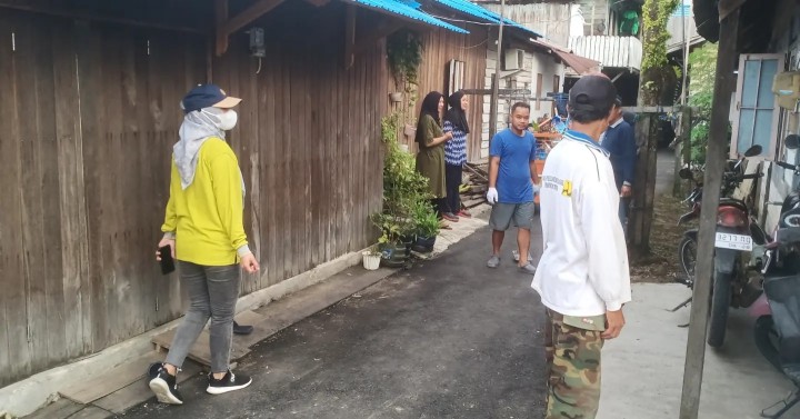 Minggu, 19 Mei 2024  Peninjauan pelaksanaan kegiatan gotong royong yang diadakan di wilayah kelurahan karang anyar di RT 17, 9, 24, 25 & 28 kel. Karang anyar