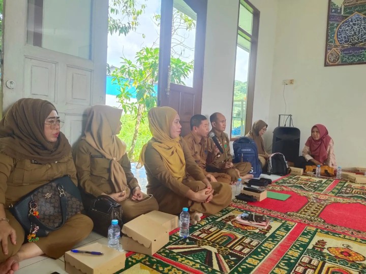Senin, 03 juni 2024 Acara Kota Layak Anak di Kecamatan Sungai Kunjang yang dihadiri Lurah bersama Kasi Kesra & Kasi Ekobang kel. Karang anyar di Kantor Kecamatan Sungai Kunjang.
