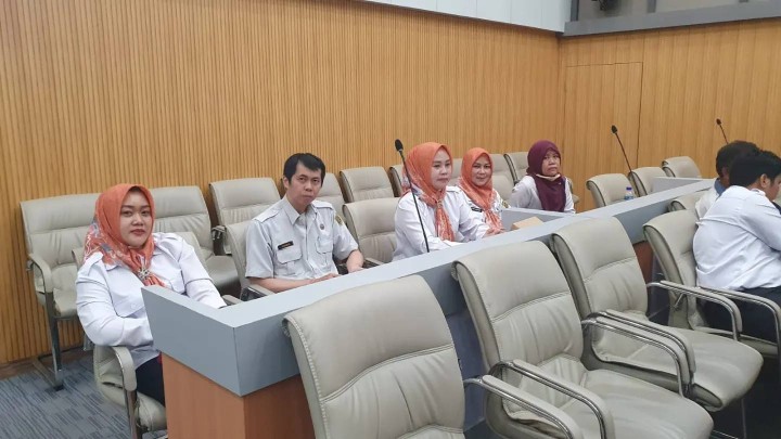 Rabu, 19 Juni 2024 Rapat Monitoring (Pemantauan)  Kemajuan Pekerja PD terkait  Target Realisasi TW 2 sesuai SE Walikota dan Persiapan Rapat Pimpinan TW 2 yang dihadiri PPTK Penunjang, PPTK Probebaya dan Pembantu Bendahara Pengeluaran serta Bendahara Probebaya