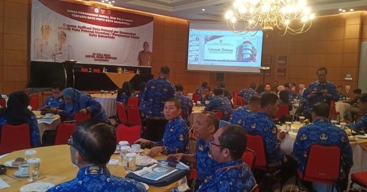 Rabu, 17 Juli 2024 Expose aplikasi peta potensi per kecamatan terkait peta potensi investasi di kota samarinda yang dihadiri Lurah Karang Anyar