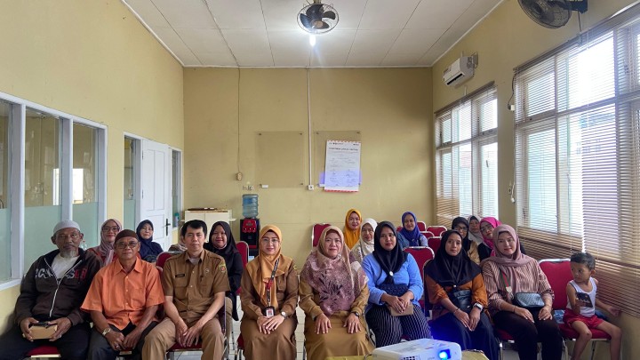 Senin, 26 Agustus 2024, Kasie Kesra mewakili Lurah Karang Anyar untuk menghadiri kegiatan Rapat evaluasi pemasangan stiker P4K dan Pemantauan Ibu Hamil Resiko Tinggi di Puskesmas Wonorejo pada jam 10.00 Wita.