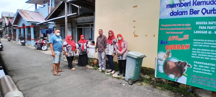 Kamis, 05 September 2024, Kasie Pemerintahan bersama Staf melakukan kunjungan ke Langgar Almukarrohmah untuk meninjau persiapan acara pemilihan Ketua RT.009 di Jalan Cendana Gang 8.