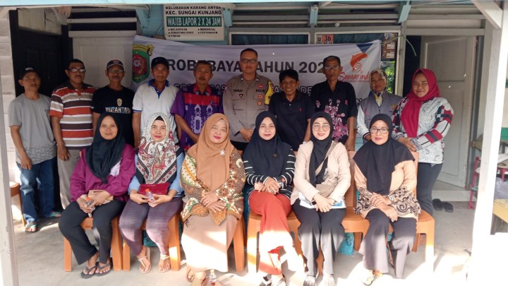 Kamis, 24 Oktober 2024, Kegiatan sosialisasi Kamtibmas, Penajaman Kader Dasawisma dan Posyandu di RT.013 & 014, Kegiatan Probebaya bidang pemberdayaan masyarakat
