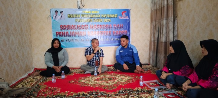 Jumat, 01 November 2024, Lurah menghadiri kegiatan sosialisasi pemberdayaan masyarakat di RT.026 Jalan Ulin gang 5