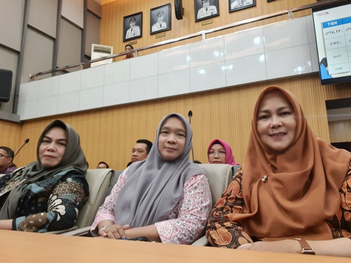 Jumat, 01 Oktober 2024, Kasie Pemerintahan dan Umum menghadiri kegiatan Rapat Koordinasi Peningkatan Pajak Daerah Pemerintah Kota Samarinda dan Pemerintah Provinsi Kalimantan Timur di Balaikota Samarinda