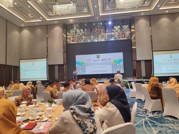 Selasa, 12 November 2024, Seklur mengikuti kegiatan Sosialisasi Petunjuk Teknis Musrembang Tahun 2025 Dalam Rangka Penyusunan RKPD Kota Samarinda Tahun 2026 Pelaksana Badan Perencanaan Pembangunan, Riset dan Inovasi Daerah Kota Samarinda di Hotel Mercure Samarinda.
