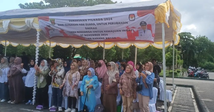 Senin, 18 November 2024 18 november 2024 ... Sosialisasi peningkatan partisipasi pemilih pada pilkada 2024 se kecamatan Sungai Kunjang yang diadakan di lapangan masjid baitul muttaqien ( islamic center ) samarinda