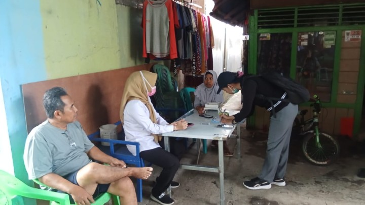 Rabu, 04 Desember 2024, Kasie Ekobang dan Staf mendampingi Peninjauan Usulan Rumah Tidak Layak Huni bersama PUPR di RT. 01, 08, 10, 15, 17, 18, 20, 27, 37 (13 usulan RTLH)