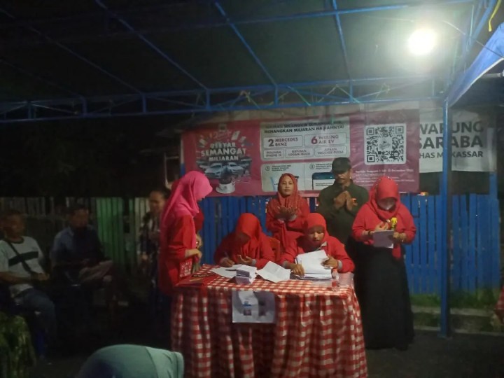 Senin, 06 Januari 2024 Pemilihan ketua RT 33 Kel. Karang anyar masa periode 2025-2030, selamat atas terpilihnya kembali bpk Agustiansyah sebagai ketua RT 33 kelurahan karang anyar terpilih untuk masa periode 2025-2030