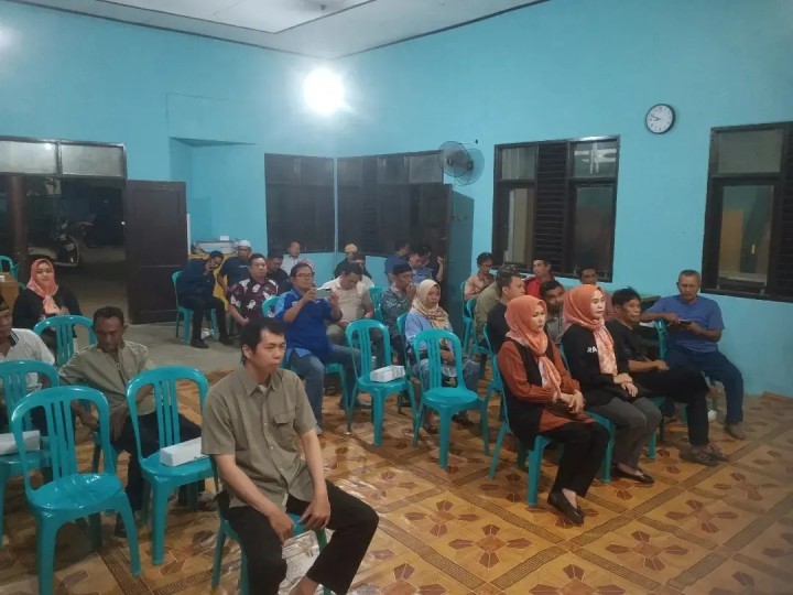 Sabtu, 11 Januari 2024 Rapat koordinasi 38 Ketua RT Se-Kelurahan Karang Anyar di Gedung LPM yang dipimpin langsung Lurah Karang Anyar dengan didampingi Seklur, Bhabinkamtibmas, Kasie Kesra, Kasie Pemerintahan dan Kasie Ekobang serta staf