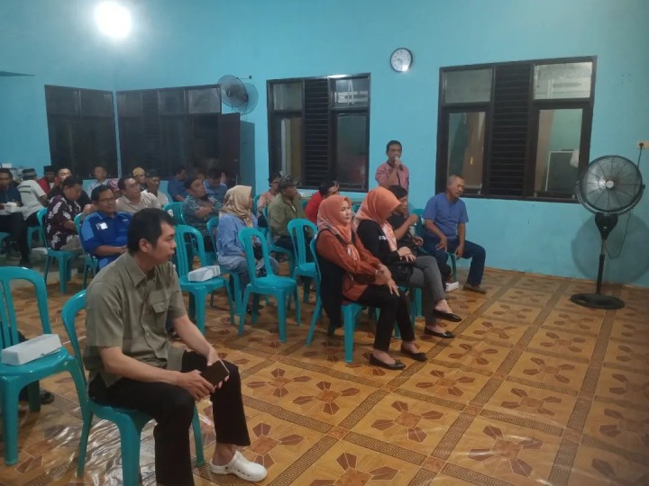 Sabtu, 11 Januari 2024 Rapat koordinasi 38 Ketua RT Se-Kelurahan Karang Anyar di Gedung LPM yang dipimpin langsung Lurah Karang Anyar dengan didampingi Seklur, Bhabinkamtibmas, Kasie Kesra, Kasie Pemerintahan dan Kasie Ekobang serta staf