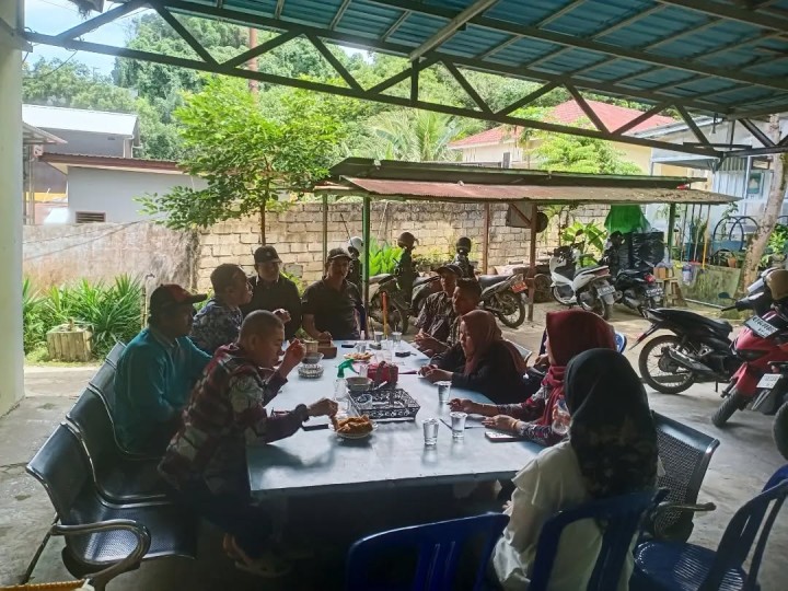 Kamis, 16 Januari 2025, Rapat pembentukan kelompok sadar wisata ( pokdarwis) kelurahan karang anyar yang dipimpin langsung Lurah dan didampingi Seklur. Acara berlangsung di Kantor Kelurahan Karang Anyar pada jam 10.00 Wita.