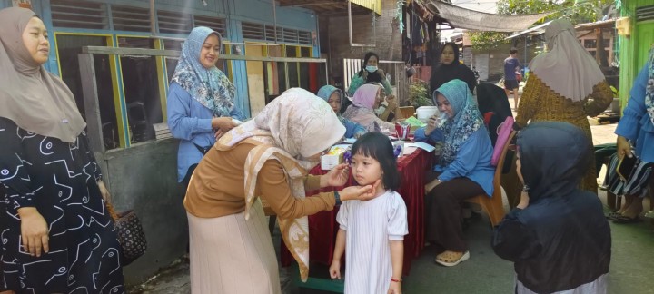 Sabtu, 15 Februari 2025, Lurah bersama Ketua TP PKK dan anggota berserta Staf melakukan kunjungan kerja ke Posyandu RT.008, 015 dan 031 Karang Anyar.