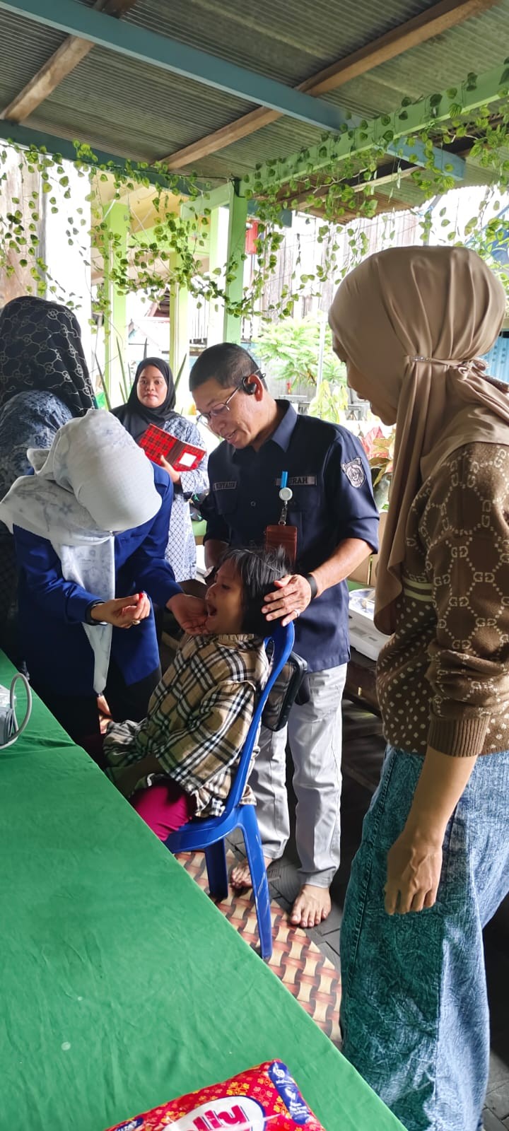 Kamis, 20 Februari 2025, Lurah beserta Ketua TP PKK dan anggota PKK Karang Anyar melakukan kunjungan ke Posyandu RT.012 dan 013 Karang Anyar.