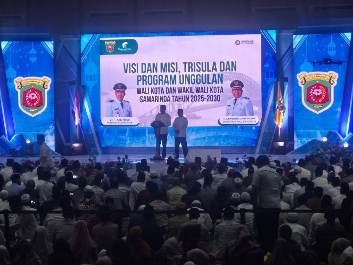 Senin, 03 Maret 2025, Sekretaris Kelurahan bersama 4 staf mengikuti kegiatan ramah tamah dan buka puasa bersama Pemkot Samarinda di GOR Segiri Samarinda, Jln. Kesuma Bangsa.