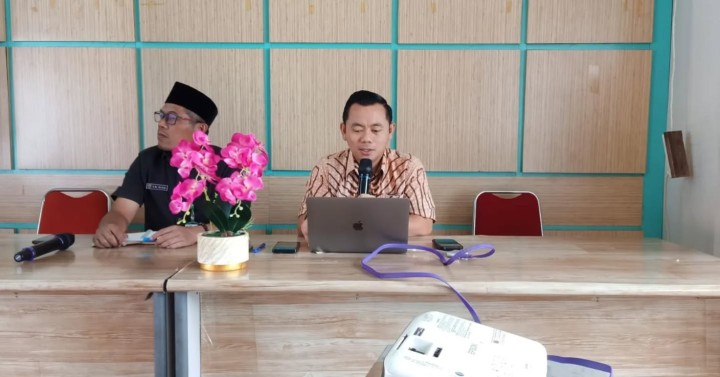 Jumat, 14 maret 2025, Kasie Pemerintahan menghadiri kegiatan Rapat Koordinasi Seksi Pemerintahan Se-Kecamatan Sungai Kunjang terkait Penyusunan Renstra RKPD 2025-2029 di Ruang Rapat Kantor Kecamatn Sungai Kunjang