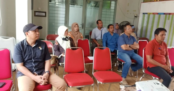 Jumat, 14 maret 2025, Kasie Pemerintahan menghadiri kegiatan Rapat Koordinasi Seksi Pemerintahan Se-Kecamatan Sungai Kunjang terkait Penyusunan Renstra RKPD 2025-2029 di Ruang Rapat Kantor Kecamatn Sungai Kunjang