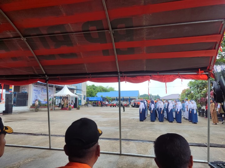 Senin, 28 April 2025, Seklur menghadiri kegiatan Apel Kesiapsiagaan Bencana Nasional Tahun 2025 di Halaman Parkir SMPN 38 Samarinda.