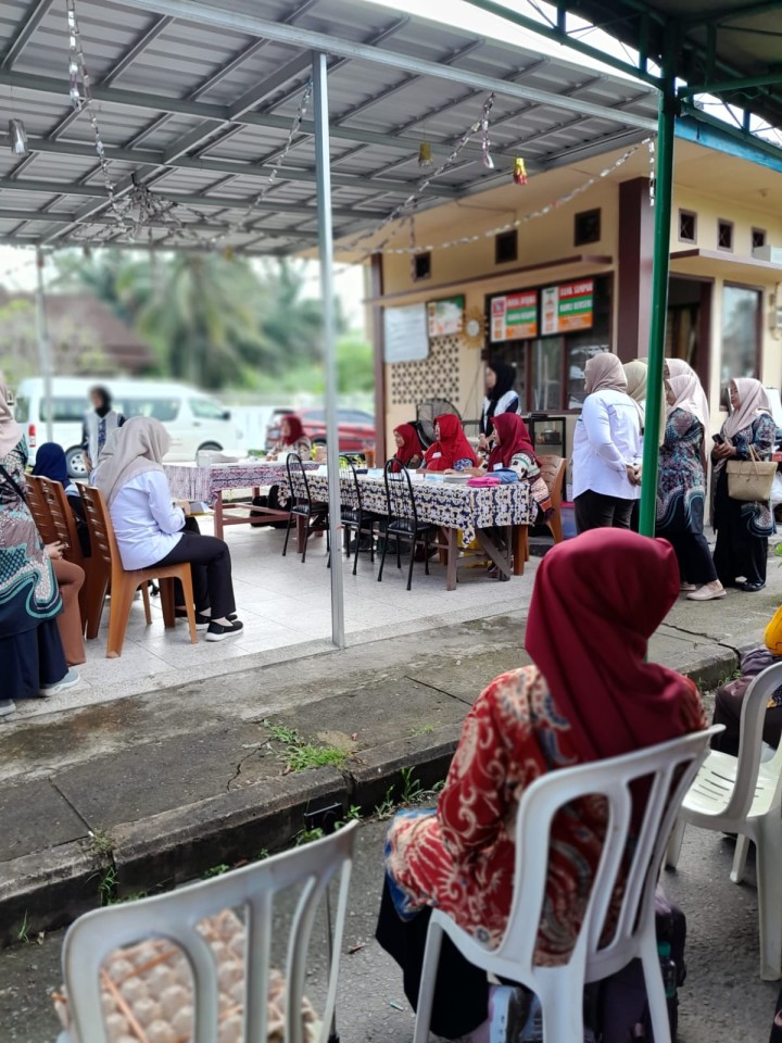 Rabu, 30 April 2025, Seksi Kesra Kelurahan menghadiri Kegiatan Launching dan Pelatihan Posyandu LIP di Posyandu Rawa Indah RT. 002 Kel. Karang Anyar, Jln. MT. Haryono Perumda Pemprov Kaltim.