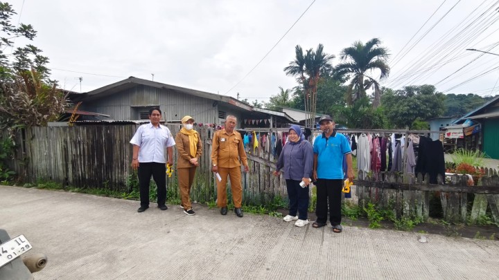 Senin, 05 Mei 2025 , Kasie Ekobang beserta Staf melakukan monitoring usulan kegiatan Infrastruktur TA 2025 untuk wilayah Pokmas Kelapa Gading Karang Anyar.