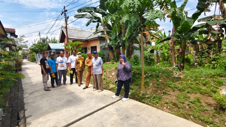 Senin, 05 Mei 2025 , Kasie Ekobang beserta Staf melakukan monitoring usulan kegiatan Infrastruktur TA 2025 untuk wilayah Pokmas Kelapa Gading Karang Anyar.