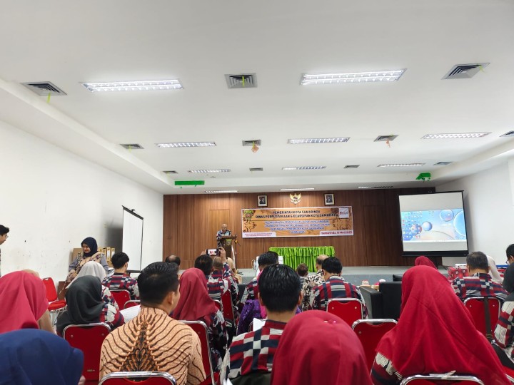 Kamis 15 Mei 2025, Seklur menghadiri kegiatan Pelaksanaan Pemusnahan Arsip yang memiliki Jadwal Retensi Arsip dibawah 10 (sepuluh) tahun dilingkungan Pemerintah Kota Samarinda Tahun 2025
