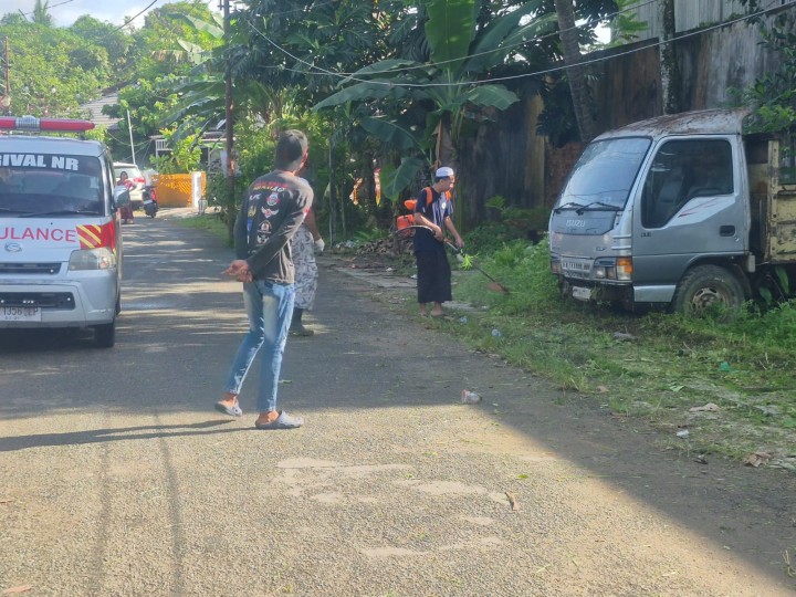 Minggu, 18 Mei 2025, Seklur bersama Staf Sekretariat melakukan aksi pungut sampah Kelurahan Karang Anyar yang diadakan di jl. Teuku Umar RT 15 kel. karang anyar yang kemudian dilanjutkan peninjauan pelaksanaan kegiatan gotong royong yang dilaksanakan di RT 15, 35, 20,19,17,14,13, 05, dan RT 06 Kel. Karang Anyar