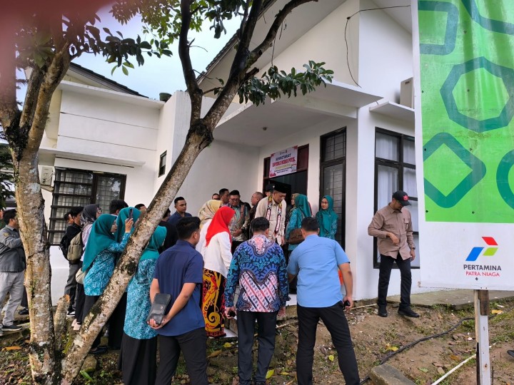 Sabtu, 24 Mei 2025, Kegiatan Musyawarah Pembentukan Koperasi Merah Putih Kelurahan Karang Anyar di Kantor Kelurahan Karang Anyar dan ditinjau langsung oleh Wamen Pertanian RI, Wagub dan Sekda Provinsi Kaltim serta Wawali Kota Samarinda dan rombongan.