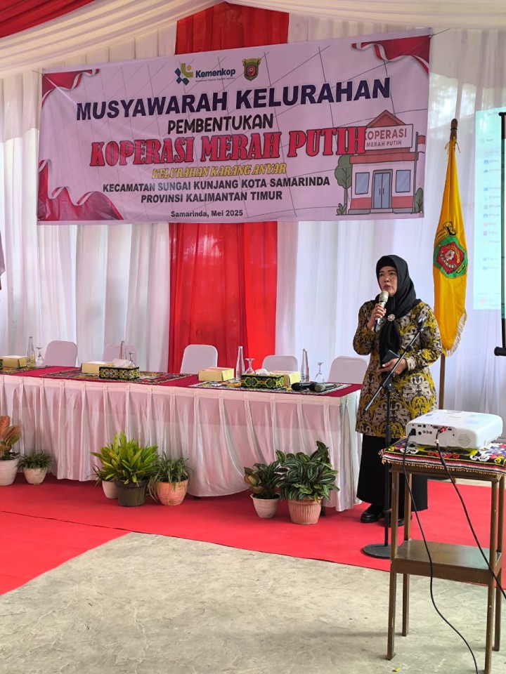 Sabtu, 24 Mei 2025, Kegiatan Musyawarah Pembentukan Koperasi Merah Putih Kelurahan Karang Anyar di Kantor Kelurahan Karang Anyar dan ditinjau langsung oleh Wamen Pertanian RI, Wagub dan Sekda Provinsi Kaltim serta Wawali Kota Samarinda dan rombongan.