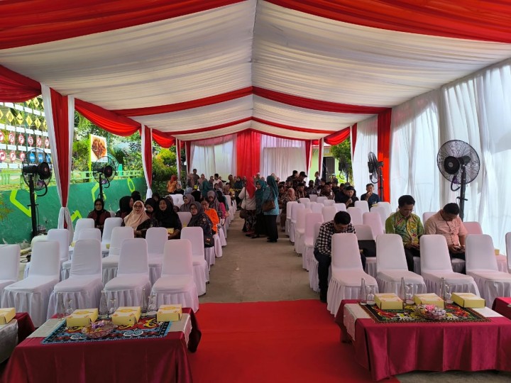 Sabtu, 24 Mei 2025, Kegiatan Musyawarah Pembentukan Koperasi Merah Putih Kelurahan Karang Anyar di Kantor Kelurahan Karang Anyar dan ditinjau langsung oleh Wamen Pertanian RI, Wagub dan Sekda Provinsi Kaltim serta Wawali Kota Samarinda dan rombongan.