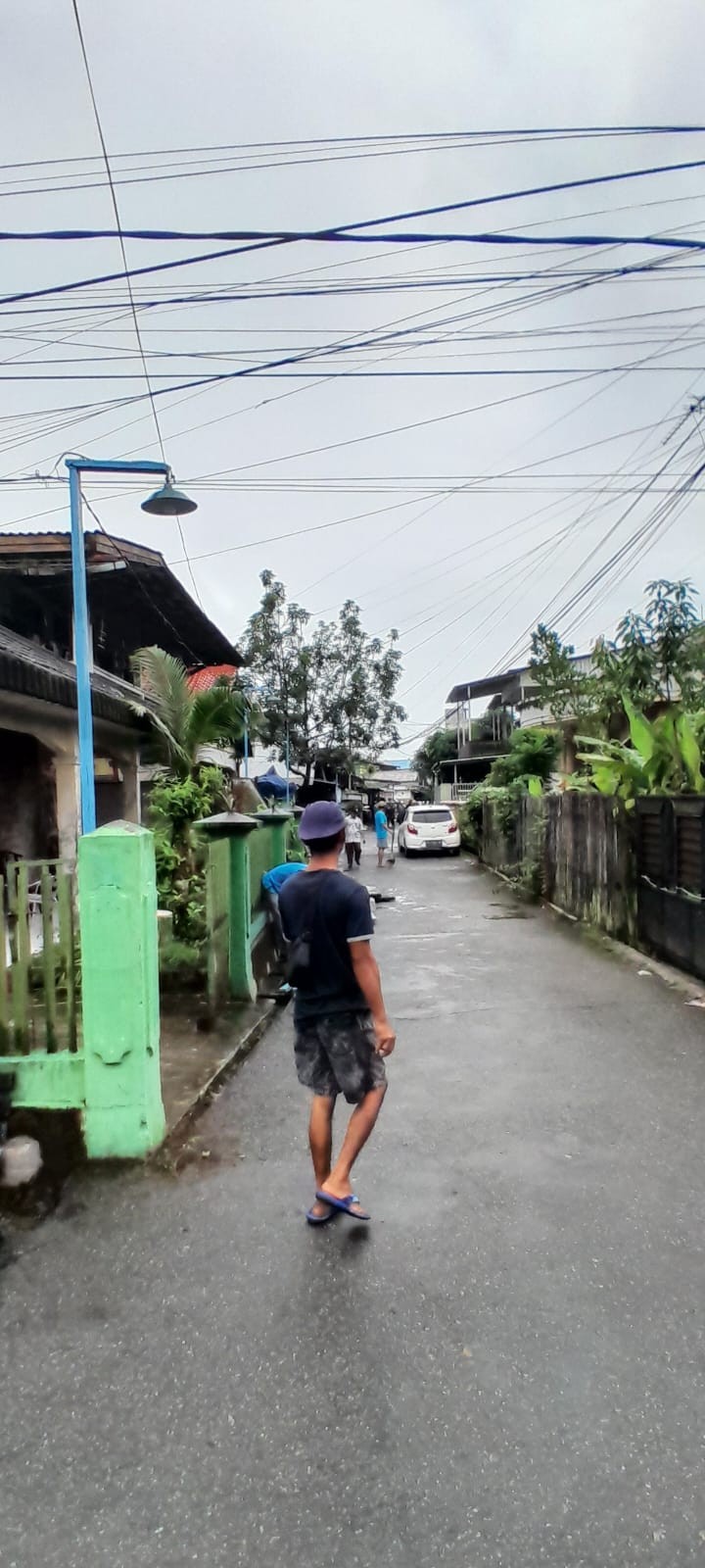 Minggu, 01 Juni 2025, Kelurahan Karang Anyar  bersama FKPM dan Karang Taruna melakukan kunjungan sekaligus mengawasi jalannya kegiatan Gotong Royong di RT. 003,008,009,010,014,019,026,028,030 Karang Anyar.