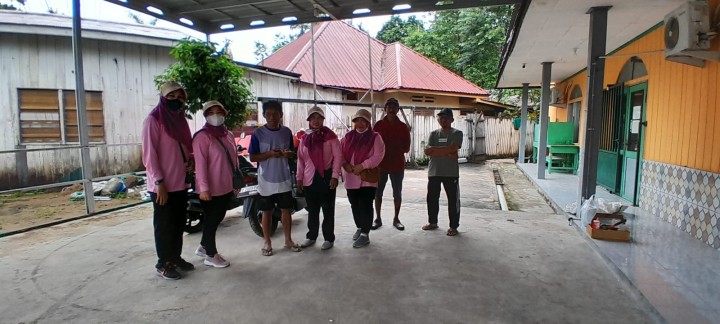 Minggu, 01 Juni 2025, Kelurahan Karang Anyar  bersama FKPM dan Karang Taruna melakukan kunjungan sekaligus mengawasi jalannya kegiatan Gotong Royong di RT. 003,008,009,010,014,019,026,028,030 Karang Anyar.