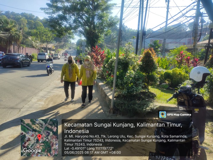 Kamis, 05 Juni 2025, para Staf Karang Anyar melaksanakan aksi pungut sampai plastik di Sepanjang Jalan MT. Haryono, Samarinda.