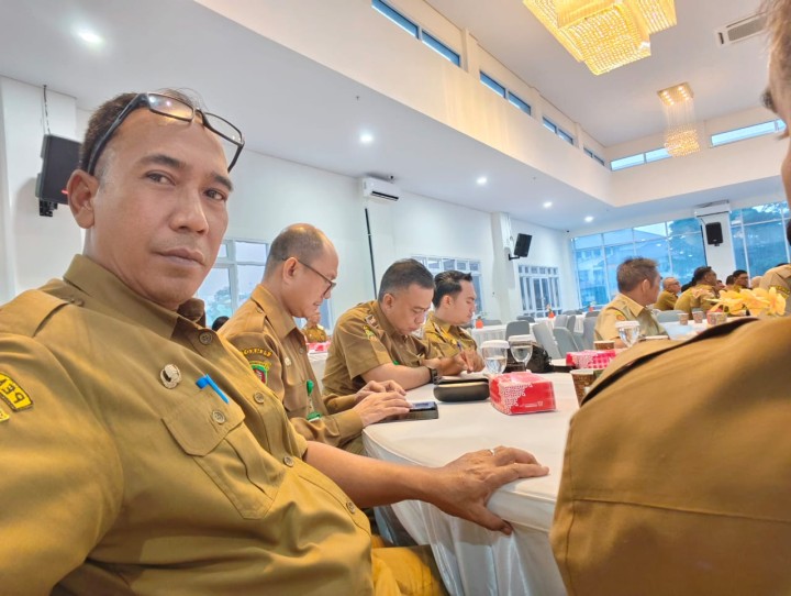 Selasa, 10 Juni 2025, Kelurahan Karang Anyar  menghadiri kegiatan Rakor Paparan Rencana Penanggulangan Banjir oleh PUPR di Kantor Bapperida Kota Samarinda