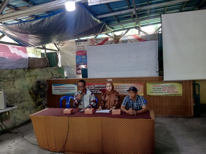 Kamis, 12 Juni 2025, Kelurahan Karang Anyar mengikuti kegiatan sosialisasi teknis pelaksanaan kegiatan Rumah Tidak Layak Huni Tahun 2025 oleh Disperkim Kota Samarinda di Kantor Kelurahan Karang Anyar.