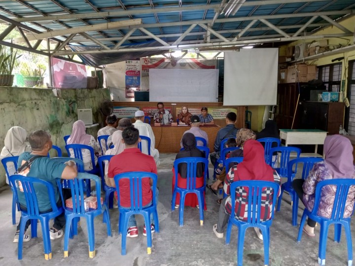 Kamis, 12 Juni 2025, Kelurahan Karang Anyar mengikuti kegiatan sosialisasi teknis pelaksanaan kegiatan Rumah Tidak Layak Huni Tahun 2025 oleh Disperkim Kota Samarinda di Kantor Kelurahan Karang Anyar.