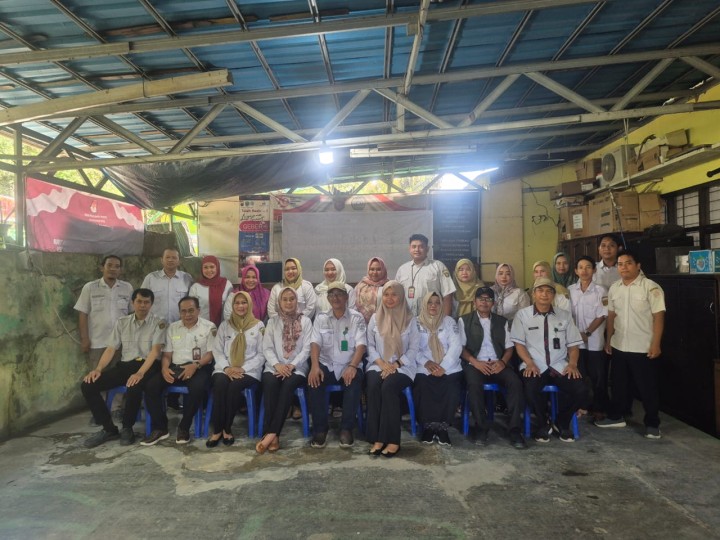 Rabu, 18 Juni 2025,  Kelurahan Karang Anyar mengikuti kegiatan Pembinaan Pelayanan Umum dari Kantor Kecamatan Sungai Kunjang yang berlangsung di Kantor Kelurahan Karang Anyar pada jam 14.00 WITA.