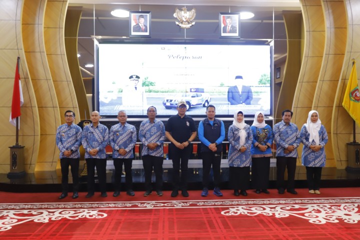 Sabtu, 21 Juni 2025, Kelurahan Karang Anyar menghadiri kegiatan pelepasan Kirab Bangga Kencana tahun 2025 dan penandatanganan Pernyataan Orang Tua Asuh Gerakan Orang Tua Asuh Cegah Stunting di Rumah Jabatan Wali Kota Samarinda, Jln.S.Parman, Samarinda
