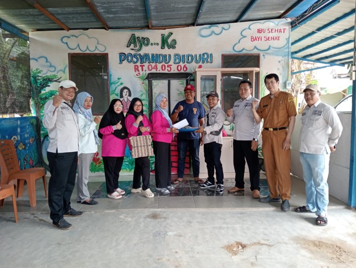 Senin, 30 Juni 2025, Kelurahan Karang Anyar  menghadiri kegiatan Probebaya bidang Pemberdayaan berupa Penyerahan Bantuan Makanan Tambahan dari Pokmas Cendana ke 5 Posyandu yang berada di wilayah Pokmas Cendana Kelurahan Karang Anyar.