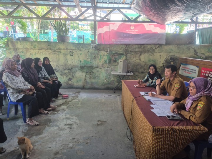 Selasa, 01 Juli 2025, Kelurahan Karang Anyar  memimpin acara rapat dan koordinasi kerja kepada 24 Ketua Posyandu se Kel.Karang Anyar di Ruang Pertemuan Kantor Kelurahan Karang Anyar.